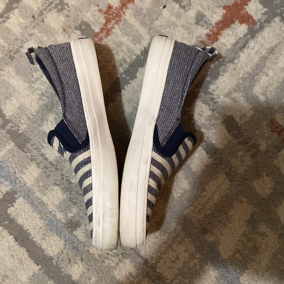 Sperry Top-Sider Slip Ons - Picture 4 of 5